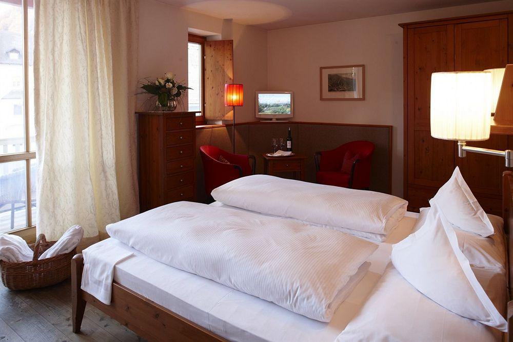 Goldene Rose Karthaus Hotel Senales Exterior photo