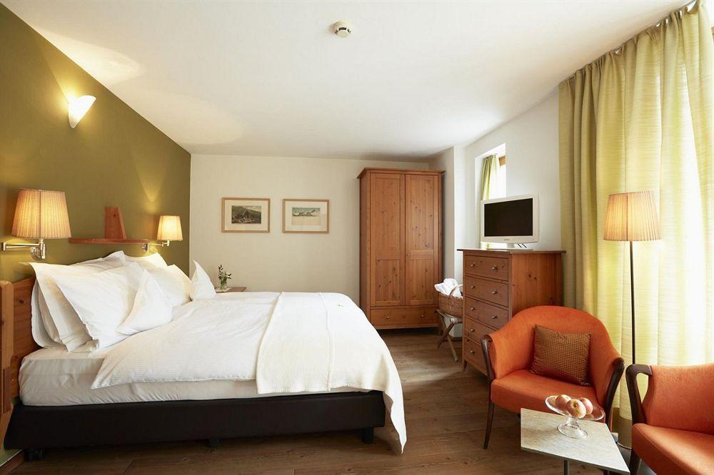 Goldene Rose Karthaus Hotel Senales Exterior photo